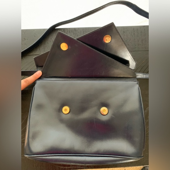 Salvatore Ferragamo Blue/Black Leather Flap Shoulder Bag EUC - Picture 8 of 14